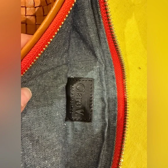 clare v moyen Petite messenger bag Crossbody (worn Once) - Picture 2 of 7